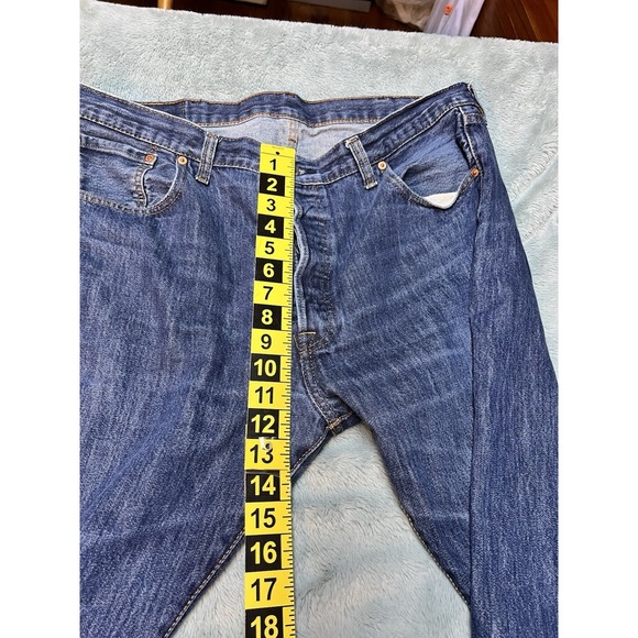 Levi's 501 Denim Jeans Men's 40 X 32 Buttonfly Blue Straight Preppy - Picture 4 of 15